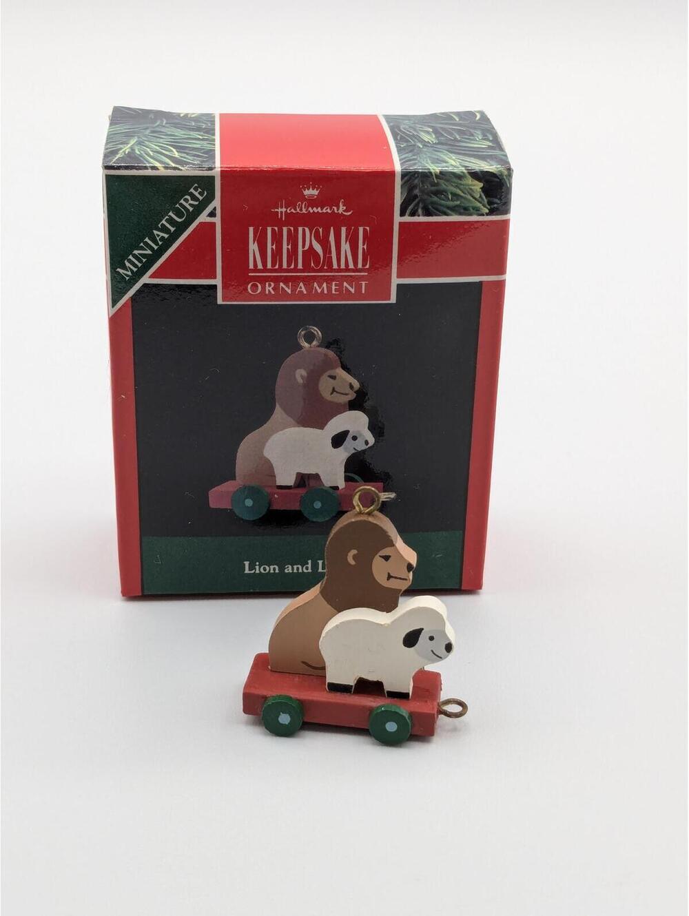 Hallmark Keepsake Lion and Lamb Miniature Ornament 1990, New in Box